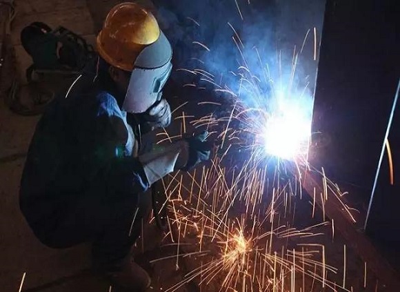 荣耀体育在线_荣耀（中国）制品管加工裂痕的产生因素